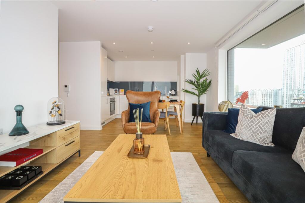 Apartment in Manchester - View 5