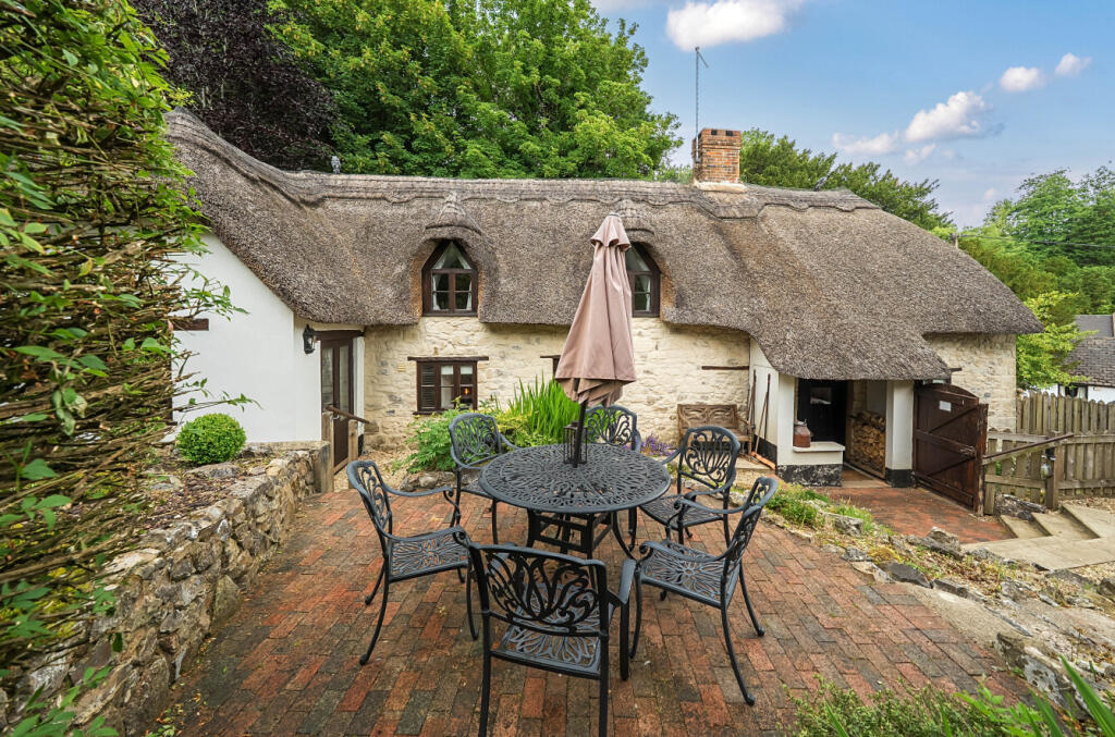 3 bed detached - Combe St. Nicholas, Chard, Somerset, TA20 image 3