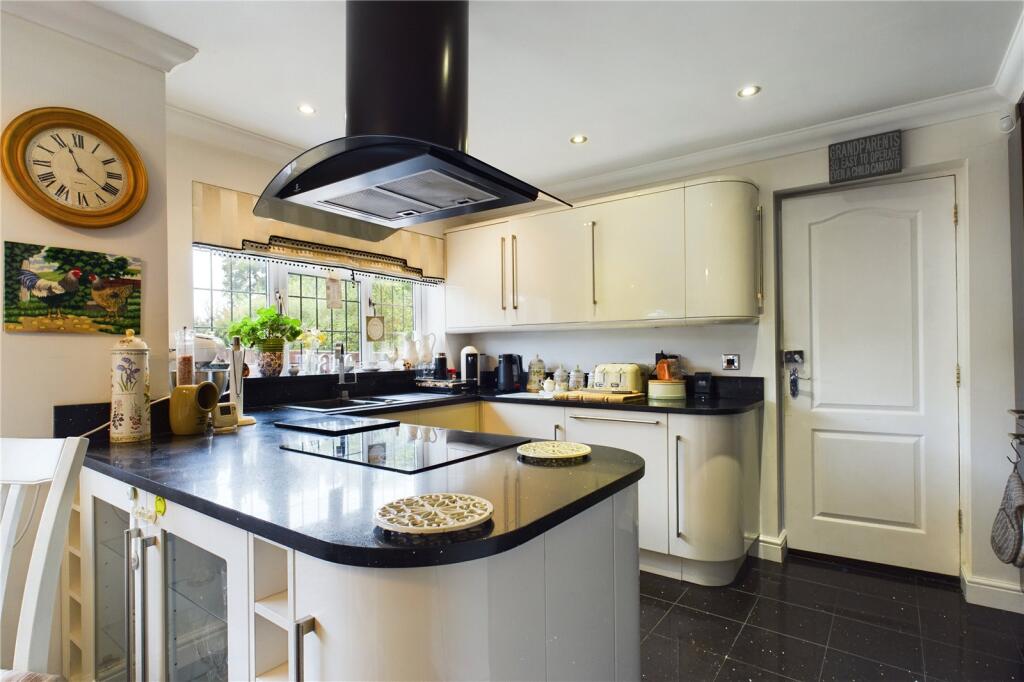 House in Reading - More