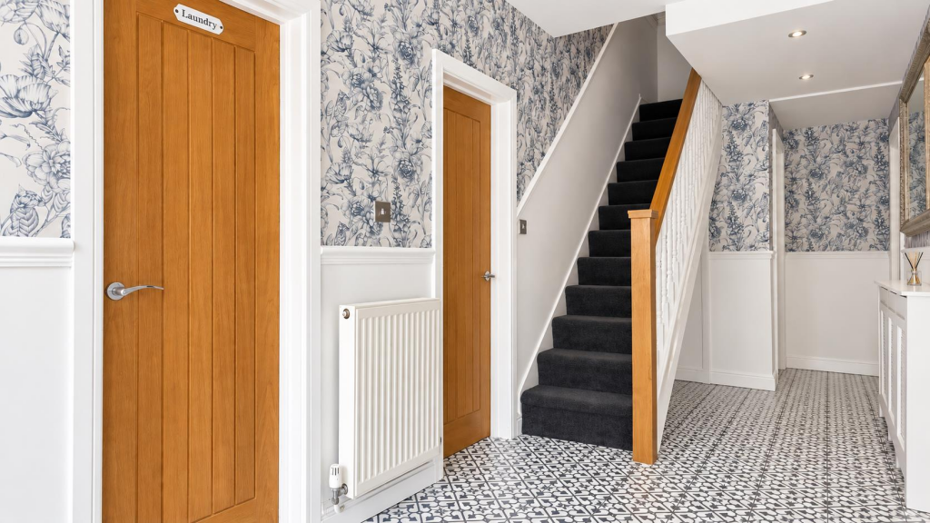 House in Knowsley, Whiston - More