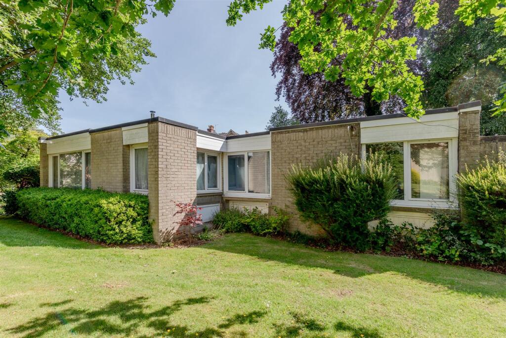 Main image of property: Durdham Park, BS6