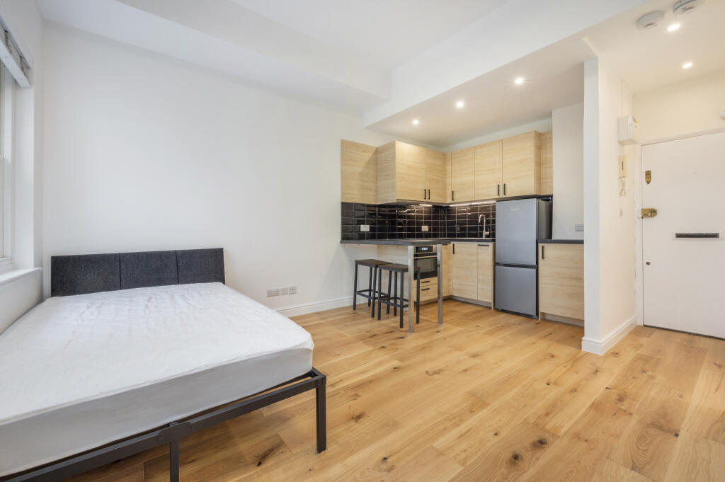 Main image of property: Radford House,
1 Pembridge Gardens, W2