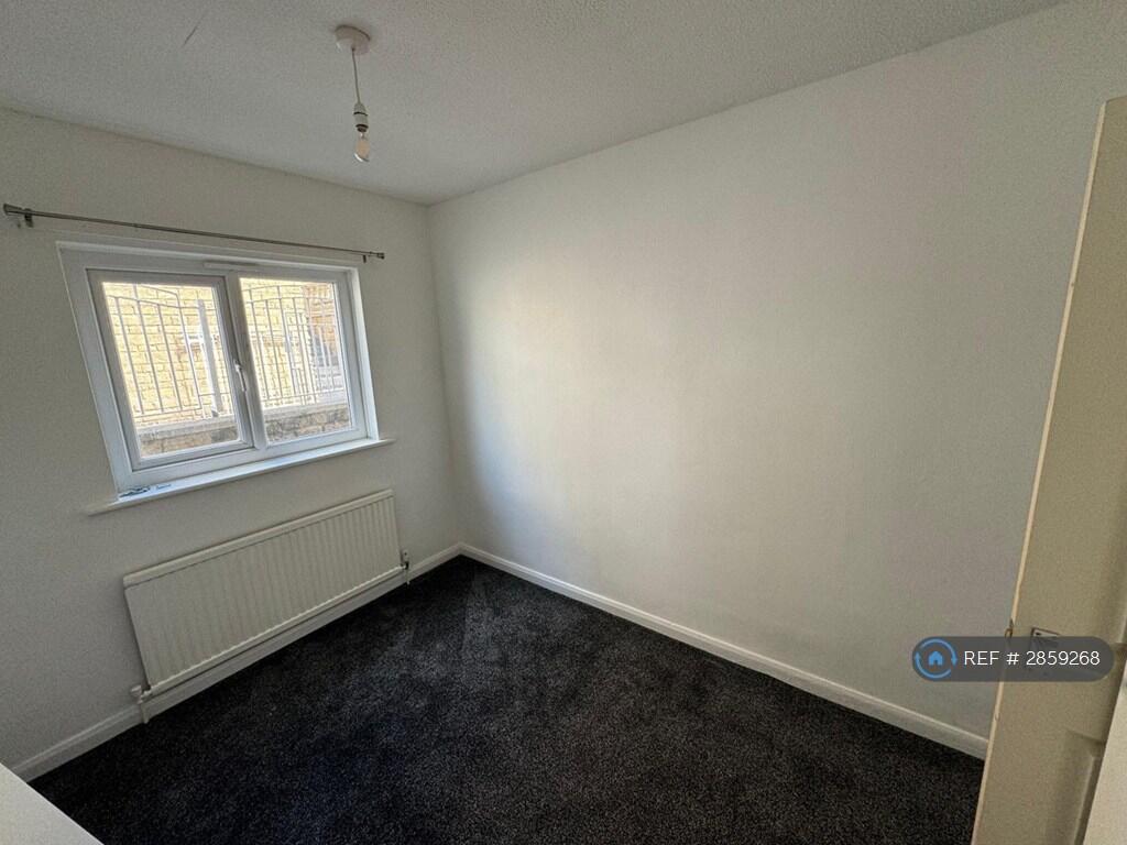 Additional image 24 of Northcroft Rise, Bradford, BD8