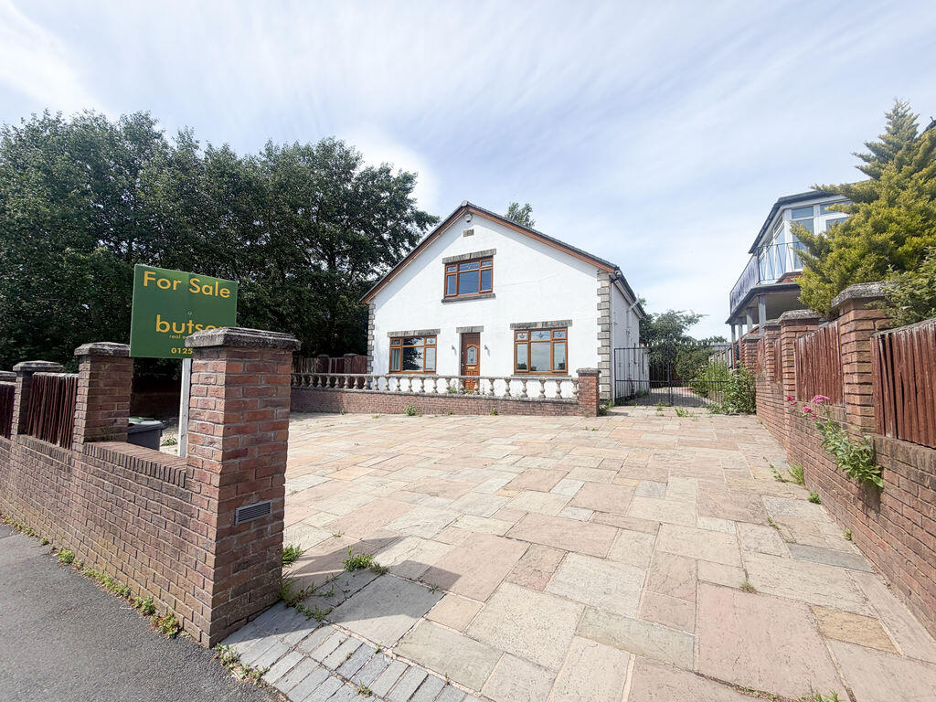 Main image of property: 12 Normoss Road, Normoss, Blackpool, FY3 0AL