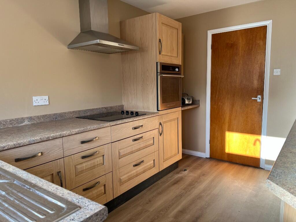 230, Lambourn Drive photo 5
