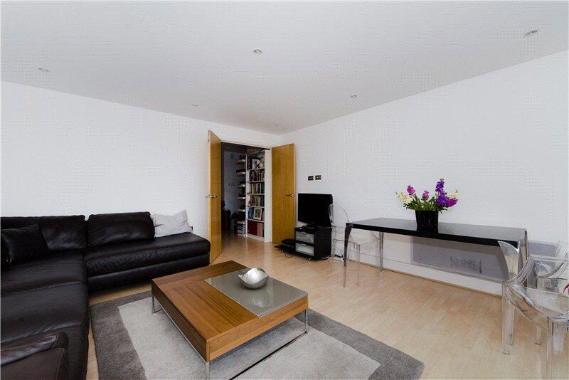 Apartment in London - View 3