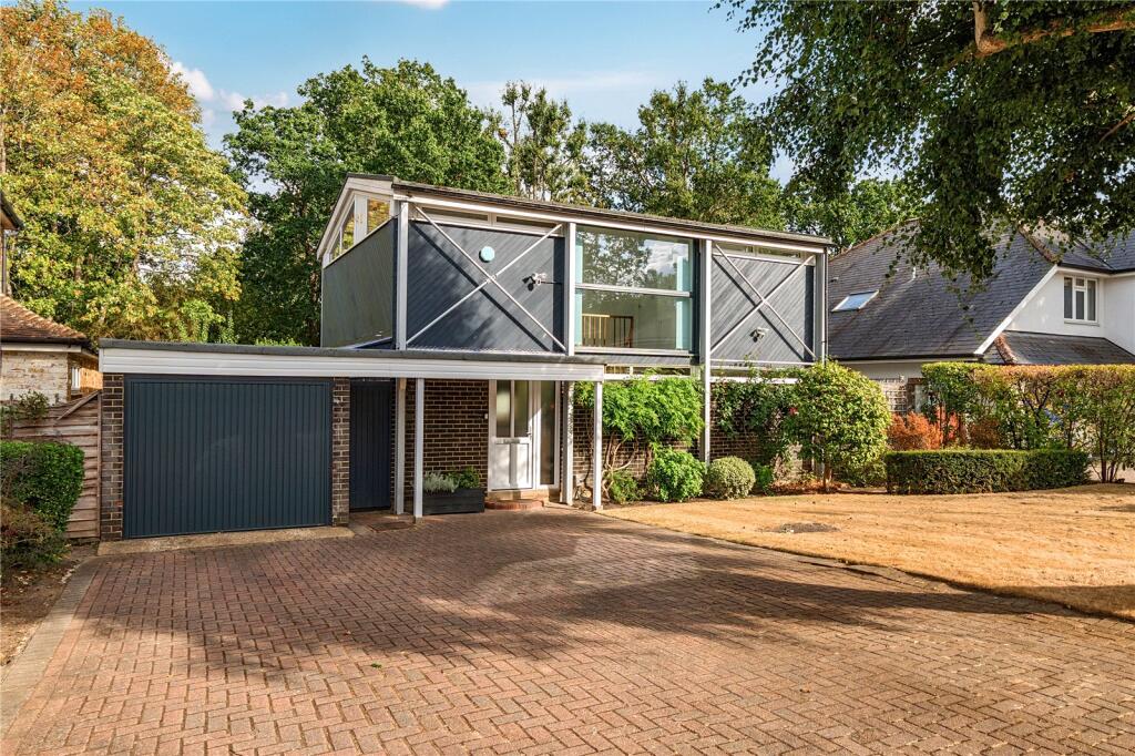 Main image of property: Kenwood Drive, Walton-On-Thames, KT12