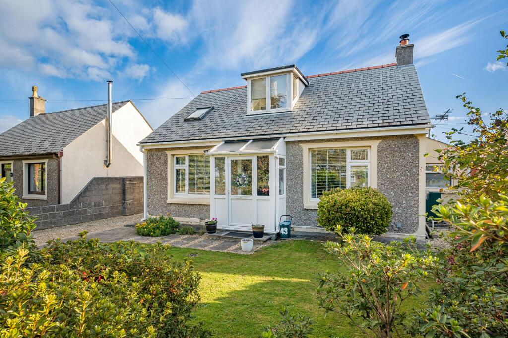 4-bed detached on Rectory Road, St. Stephen, PL26, £400,000
