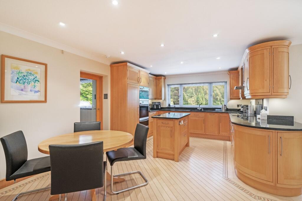 High Broom Lane, Crowborough, East Sussex, TN6 image 5