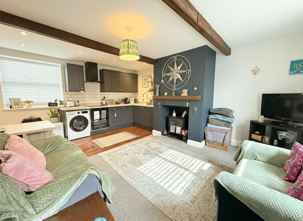 Kirby Row, Huddersfield, HD5 photo 3