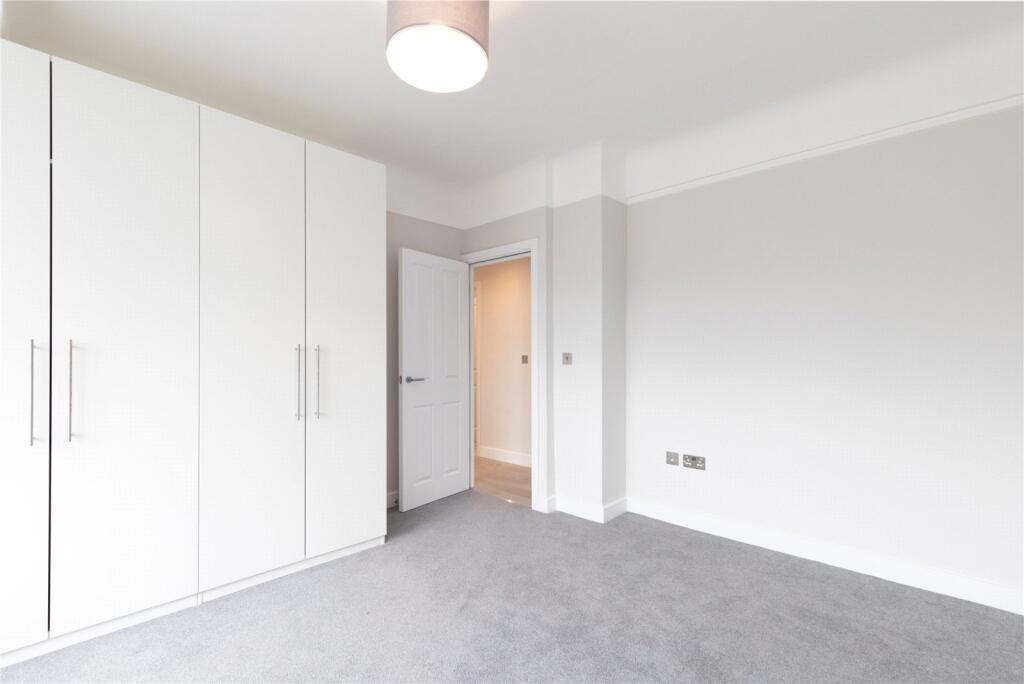 Apartment in London, City of Westminster - More