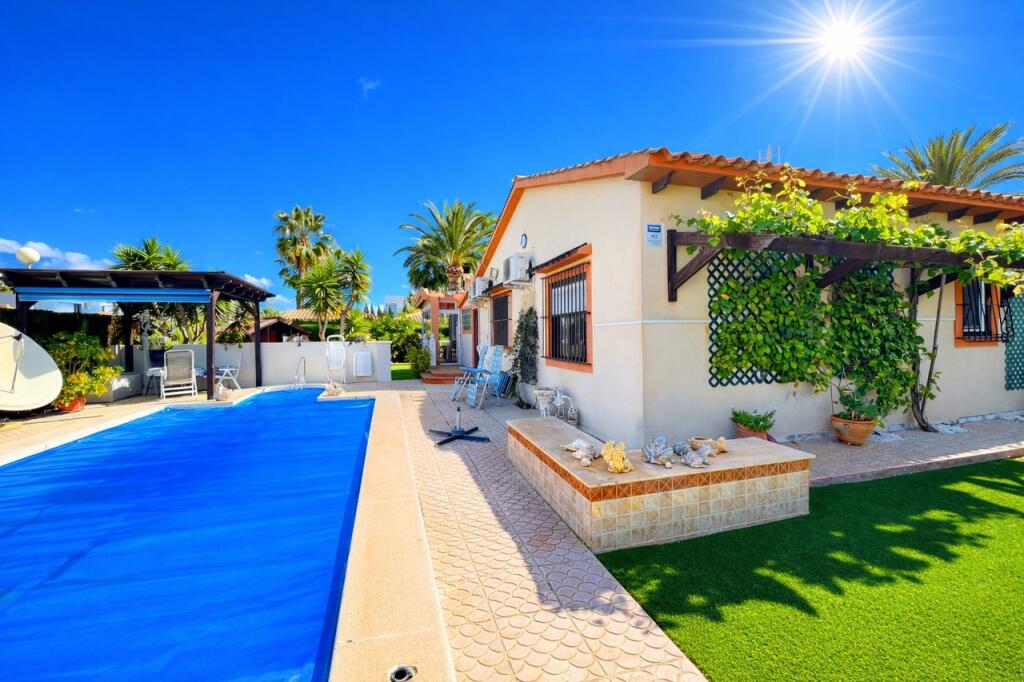Main image of property: Cabo Roig,Alicante