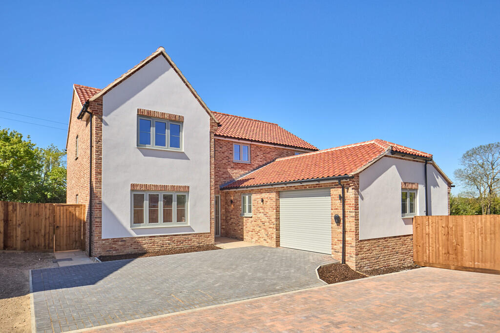 Main image of property: Great Moulton, Norwich