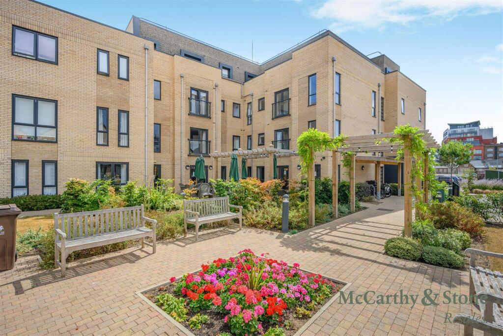 Apartment in Ipswich, Stoke