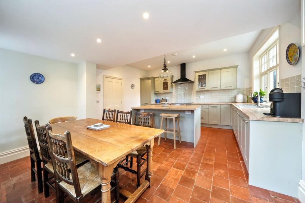Church Road, Albrighton, WV7 photo 2