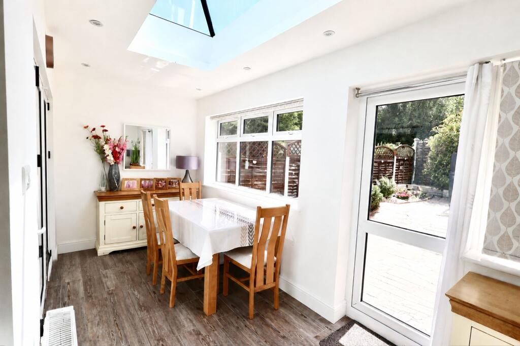 House in London - View 5