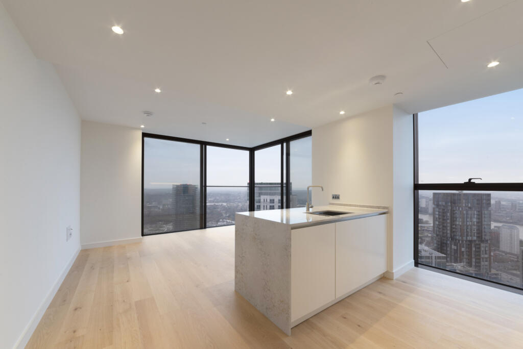 Apartment in London, St John's Estate, Isle of Dogs - View 2