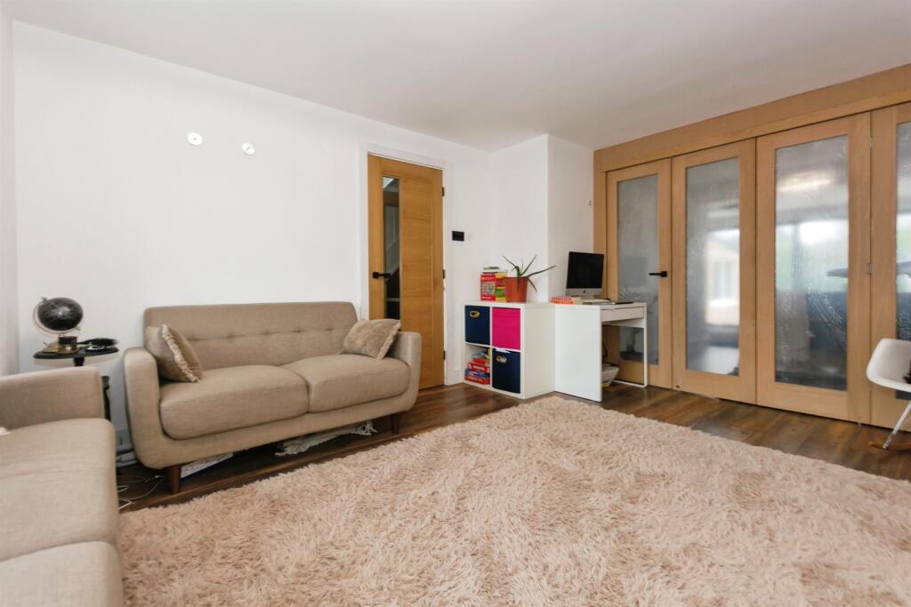 House in Solihull, Blossomfield - View 4