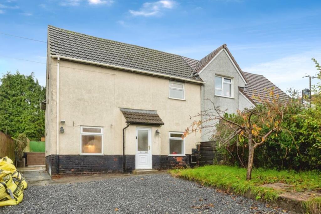 Main image of property: Llwynon Clydach, Swansea, Glamorgan