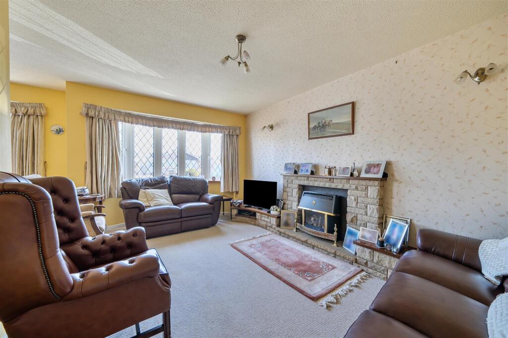 Langdale Road, Stourport-On-Severn - View 6