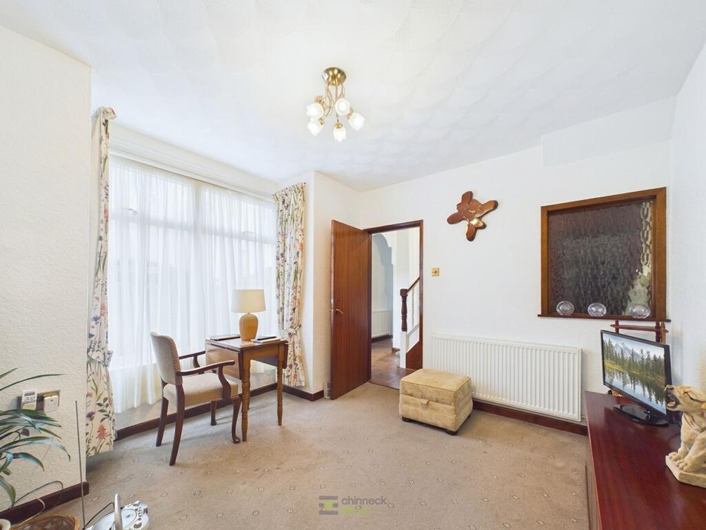 House in Portsmouth - More