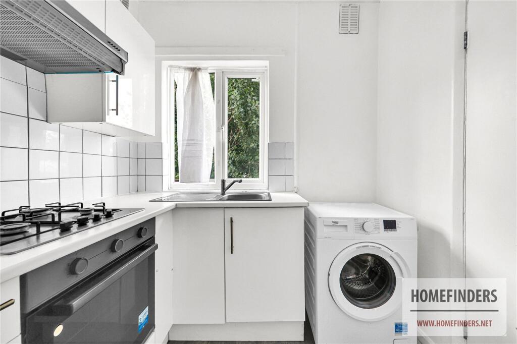 Main image of property: Wellington Mansions, Church Road, E10