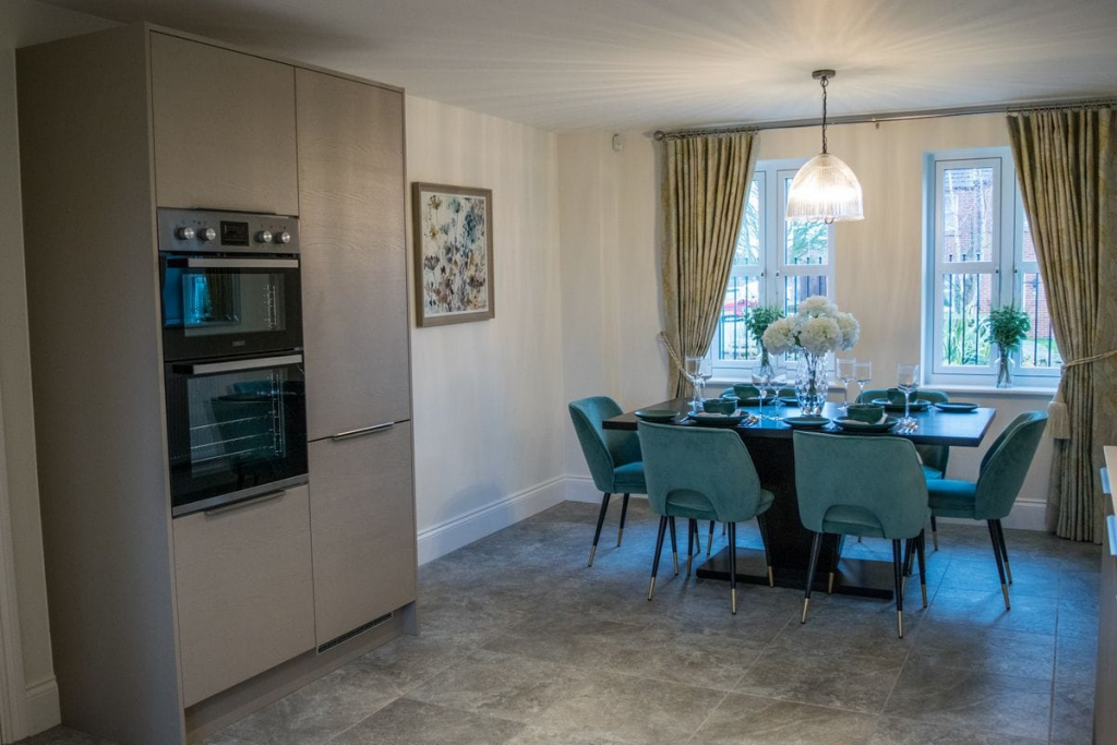 House in Derby - View 5