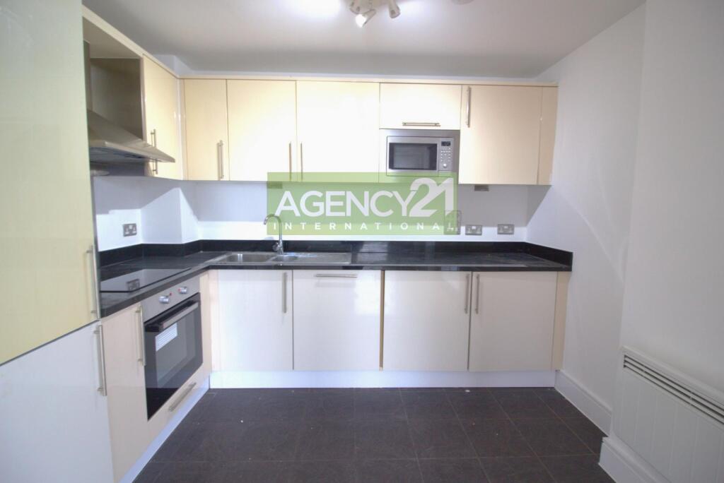 Apartment in London - View 5