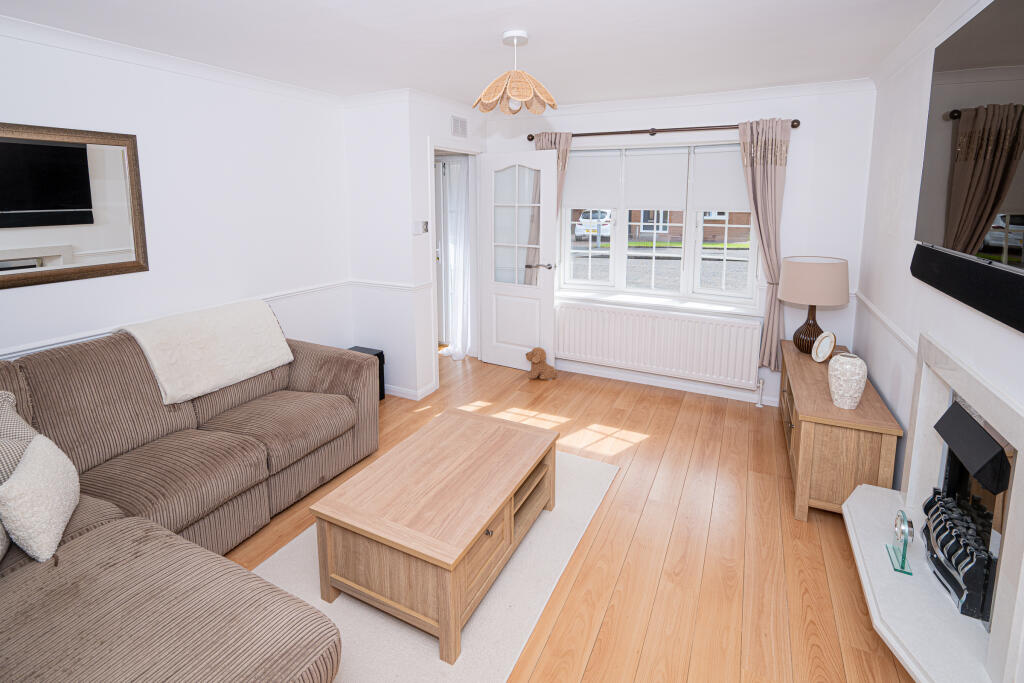 House in Paisley - More
