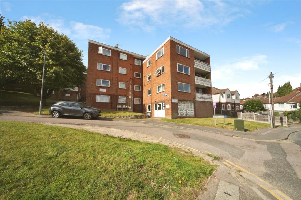 Main image of property: Bonnick Close, LUTON, Bedfordshire, LU1
