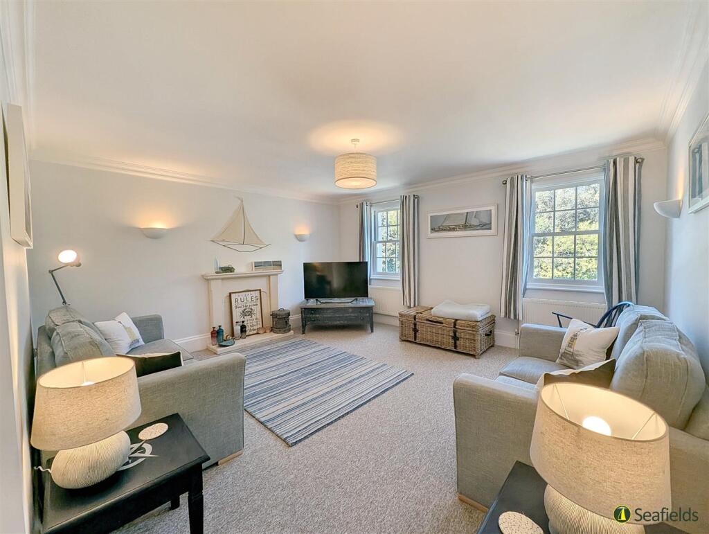 Springvale Road, Seaview, PO34 5AT - View 4