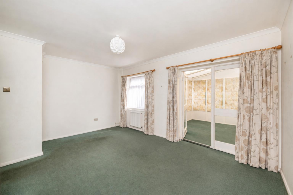 House in Slough, Cippenham - View 4