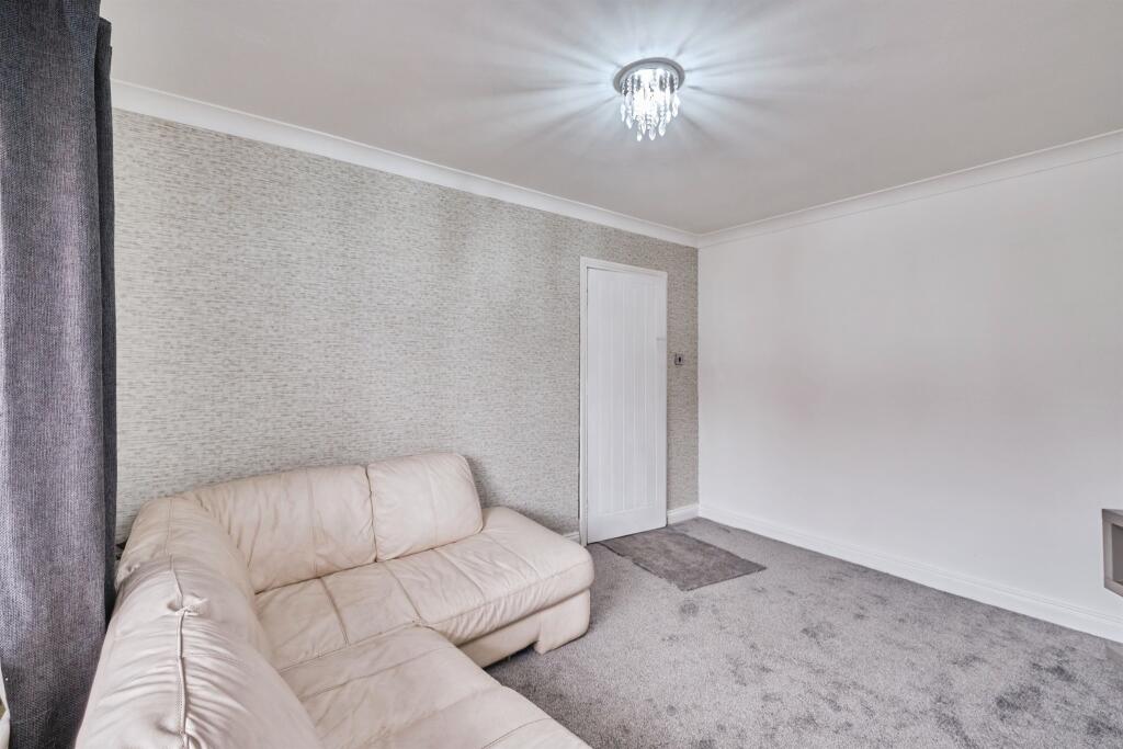 House in Birmingham, West Midlands - View 3