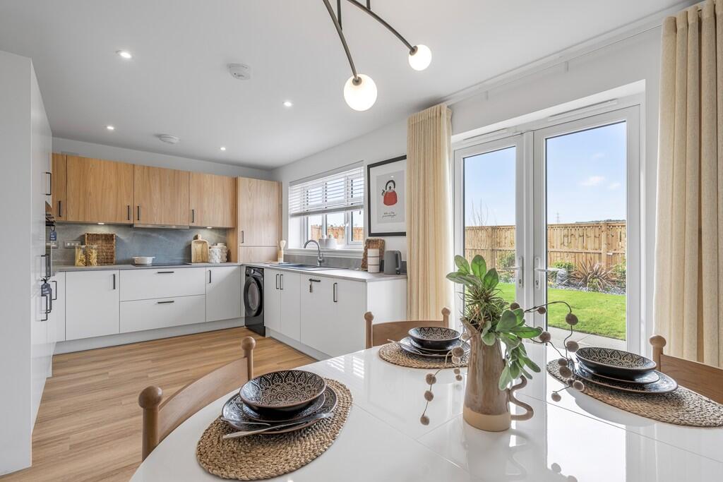 Main image of property: Turnhouse Road,
Edinburgh,
EH12 0AX