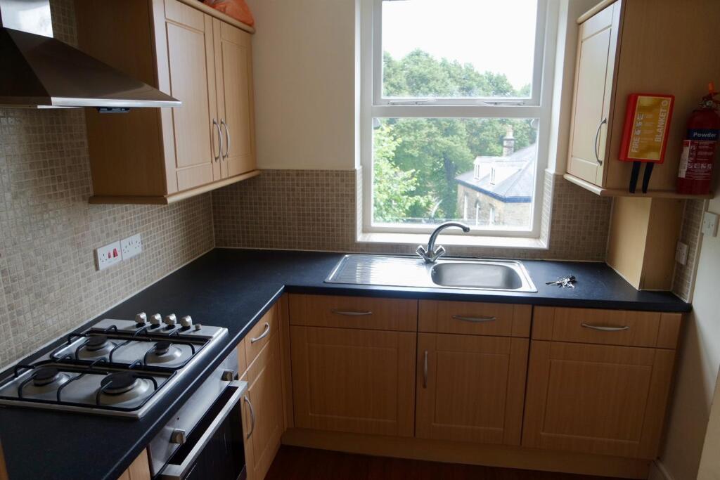 Apartment in Sheffield - View 4