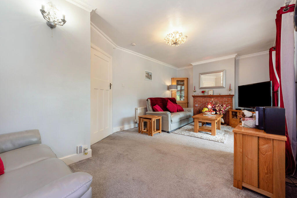 Parklands Road, Chichester - More