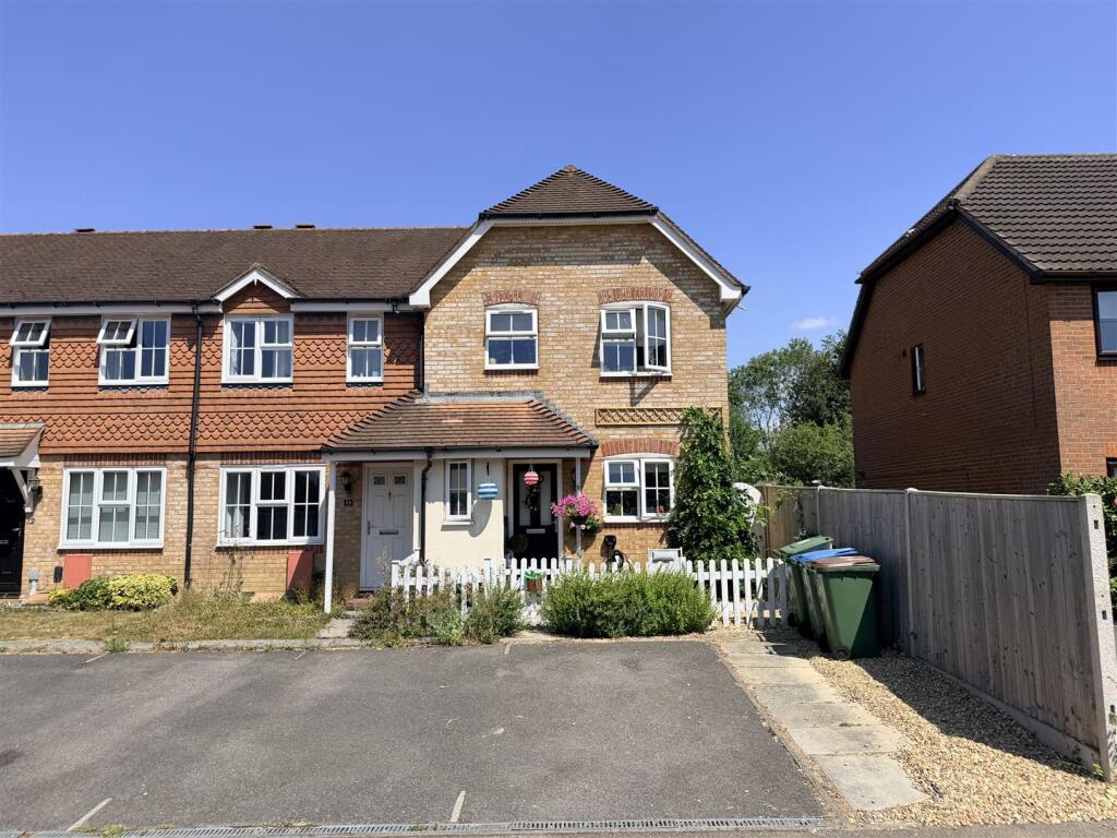Main image of property: Ropeland Way, Horsham