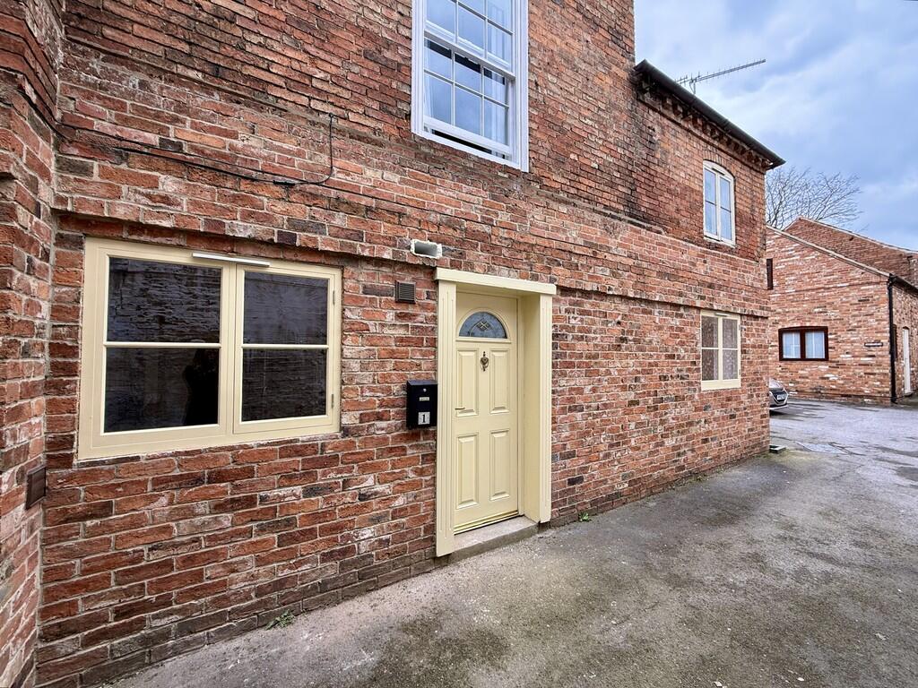 Main image of property: Appleton Gate, Newark