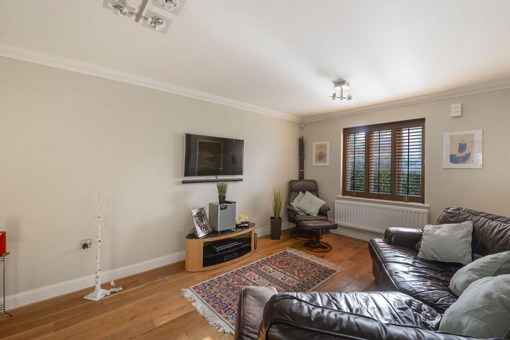 McArthur Drive, Kings Hill, West Malling, ME19 4GW photo 4