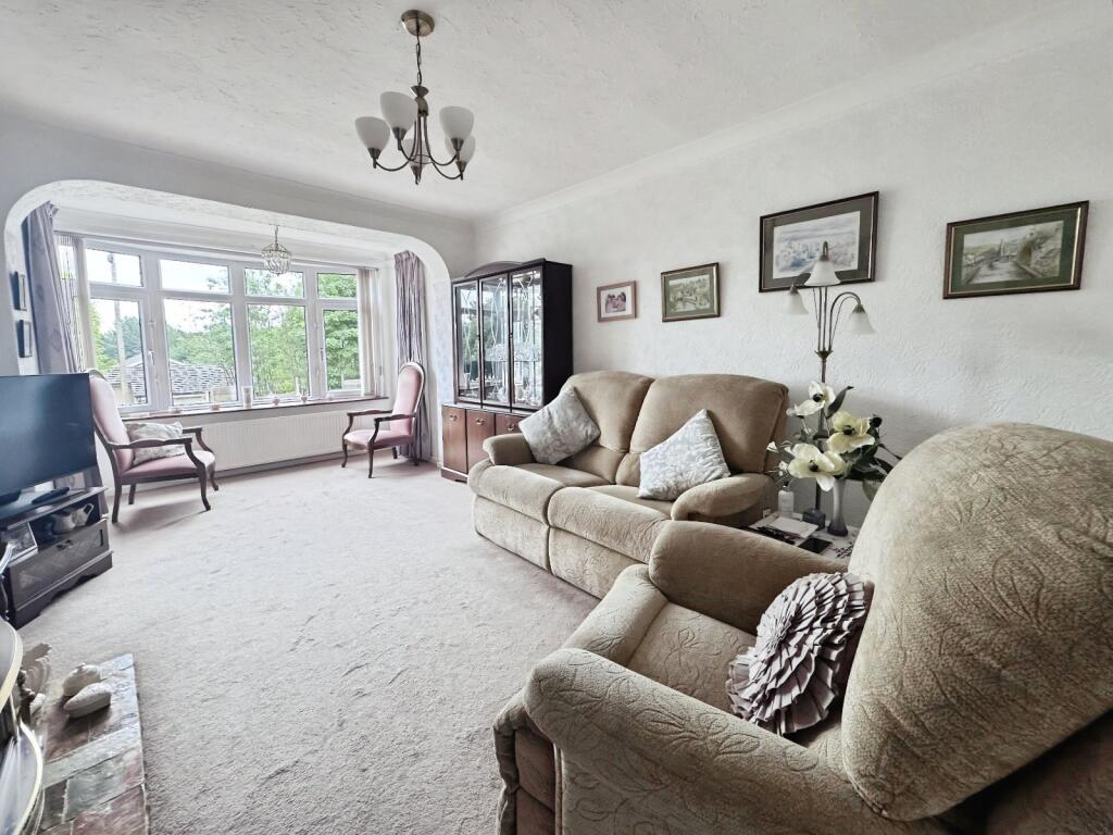 Halifax Road, Liversedge, WF15 photo 2