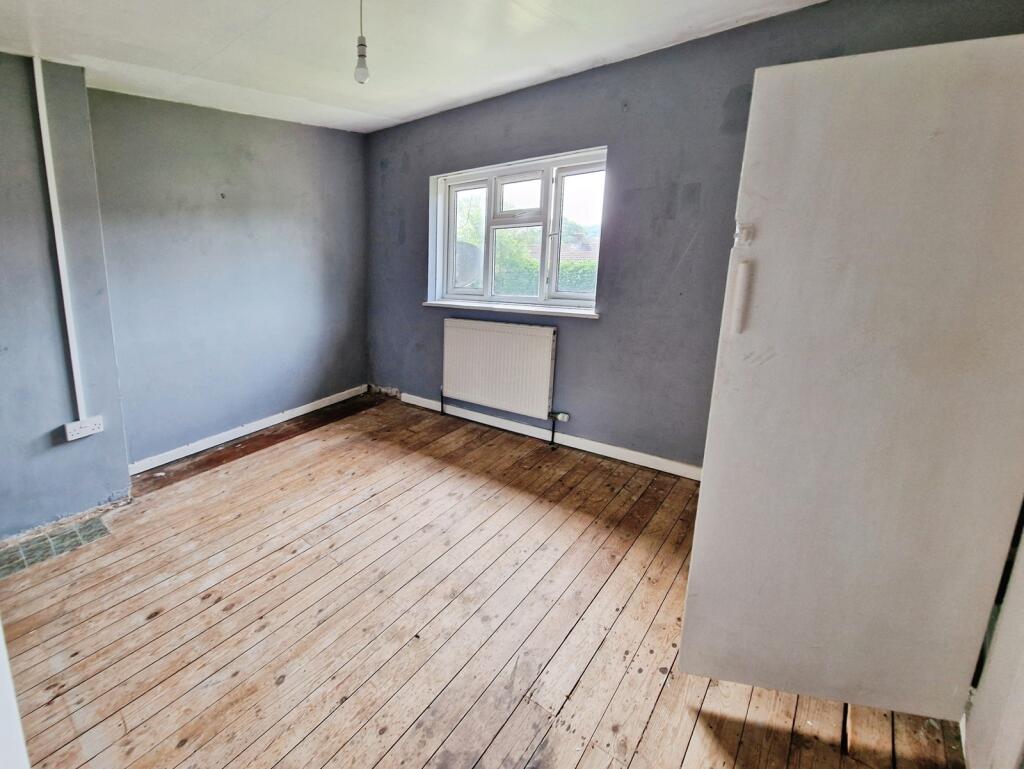 House in Freshwater, Isle of Wight - View 4