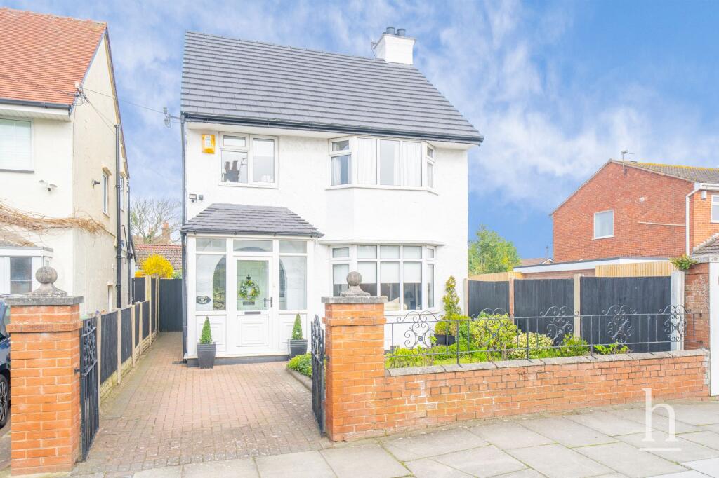 Main image of property: Park Road, Meols, CH47