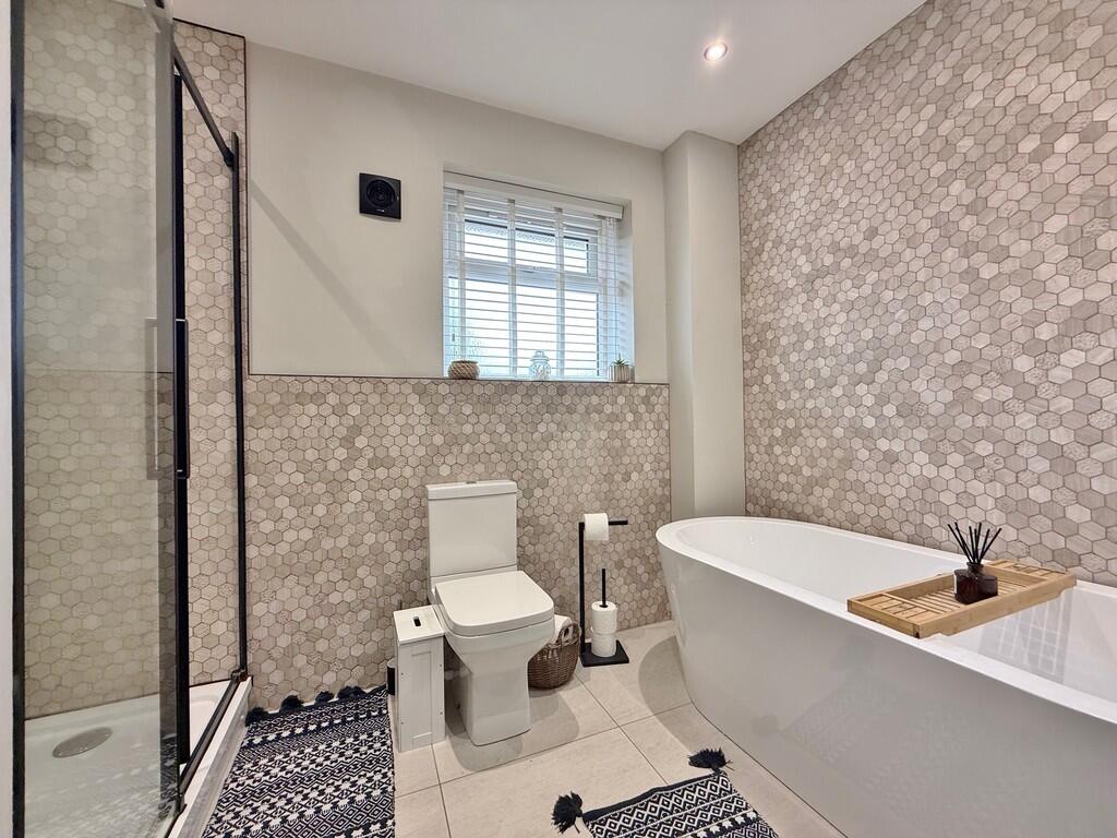 Kinross Crescent, Drayton photo 2