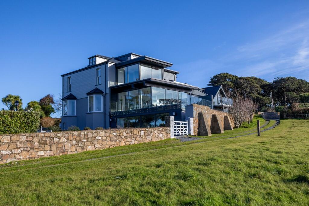 Main image of property: La Rue De La Lande, Castel, Guernsey