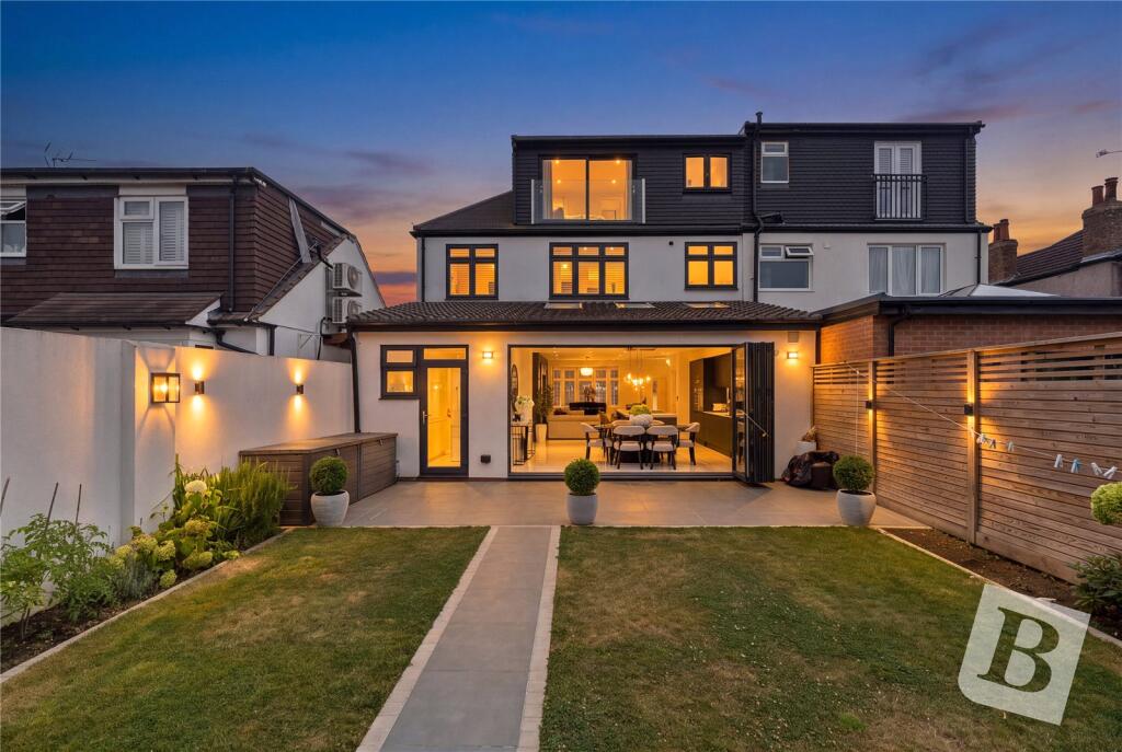 House in London - More