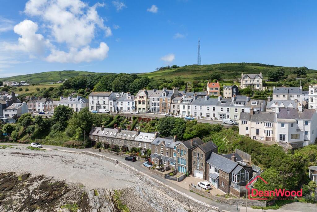 8 Primrose Terrace, Port St Mary, Isle of Man photo 3