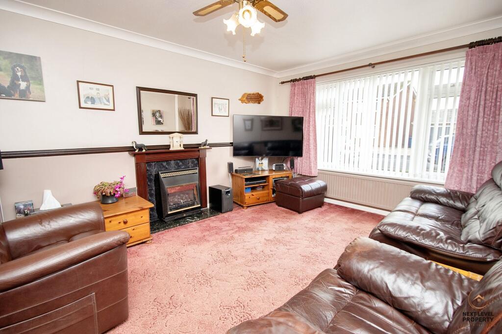 Cambridge Drive, Wisbech, PE13 photo 2