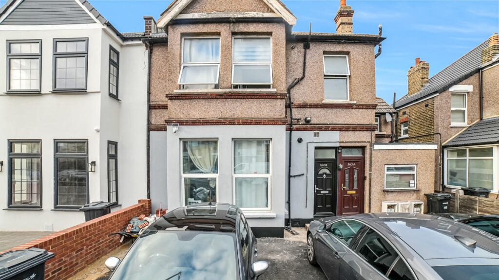 Main image of property: 563b Green Lane Ilford IG3 9RJ