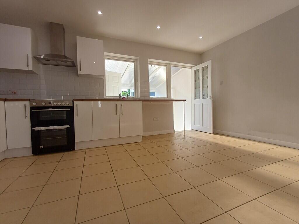 House in Cannock Chase, Hednesford - More