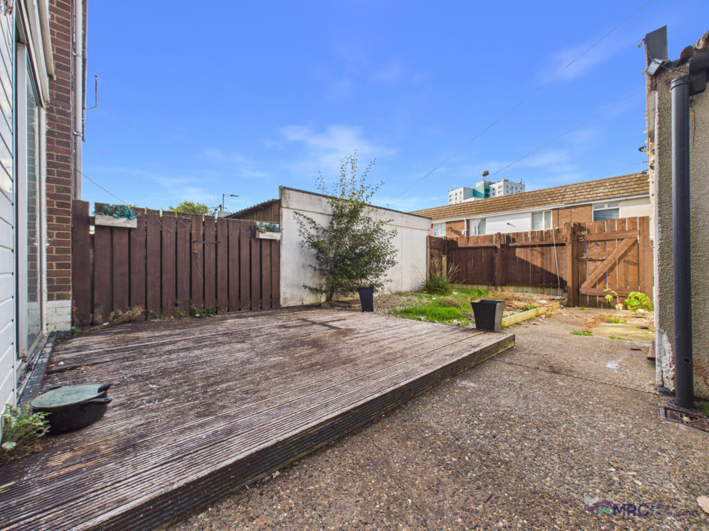 House in Hull, Bransholme - More